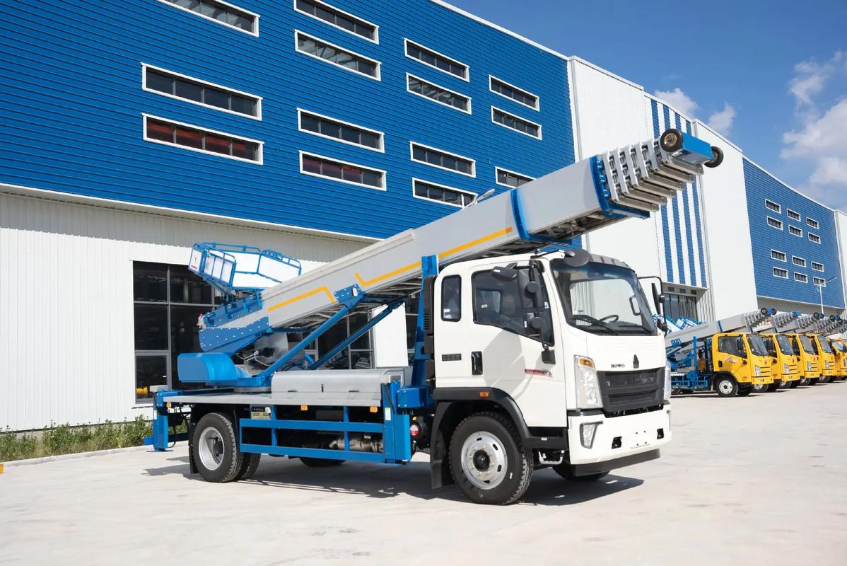 宁阳出租云梯车高空作业车 建筑垃圾搬运